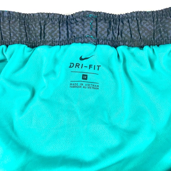Nike Women Dri-Fit Running Shorts Turquoise - Picture 3 of 3